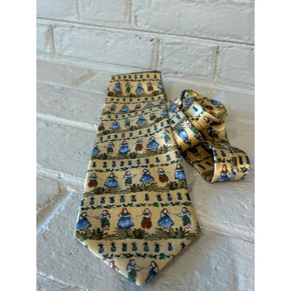 Chereskin HULA DANCE Pineapple SILK NECKTIE TIE NWT - Picture 4 of 4